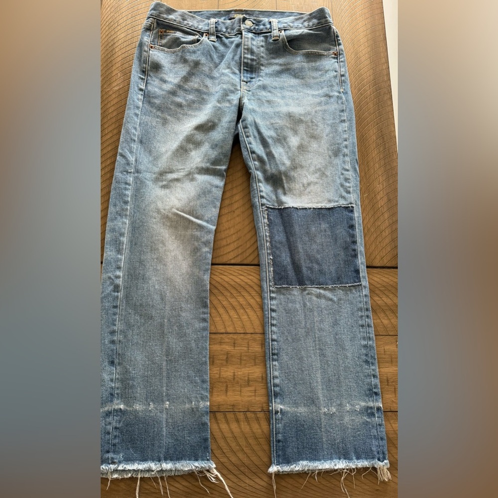 Polo Ralph Lauren

Mid-Rise Distressed Patch Jeans